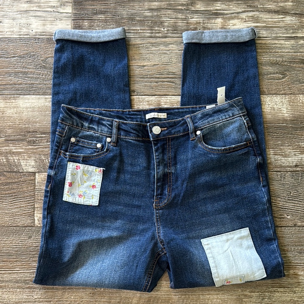 🌟Charlotte by Cato 🌟Women's 🌟Blue Jeans with Patchwork, Size 18